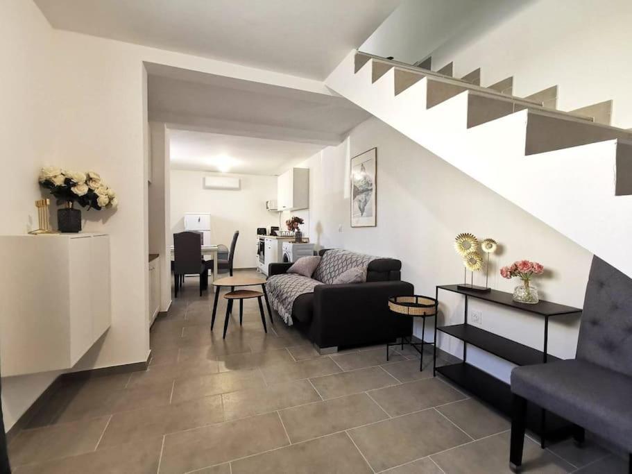 L'Elegant Duplex - Clim I Wifi I Proche Du Centre-Ville Miramas Zewnętrze zdjęcie
