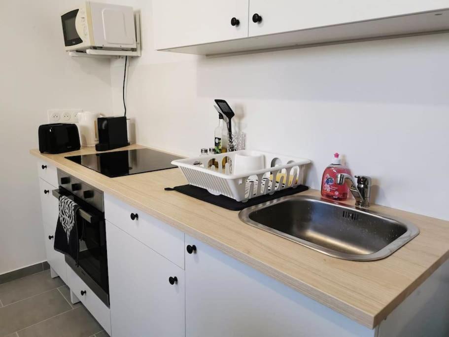 L'Elegant Duplex - Clim I Wifi I Proche Du Centre-Ville Miramas Zewnętrze zdjęcie